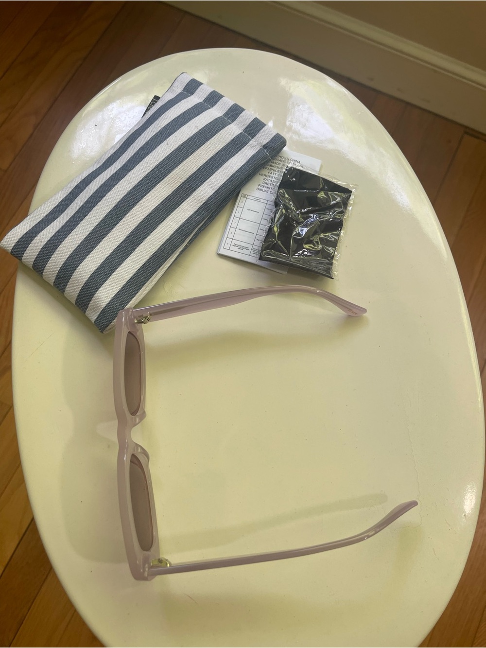 J.Crew Square Sunglasses in Lilac-NWOT - Picture 6 of 8